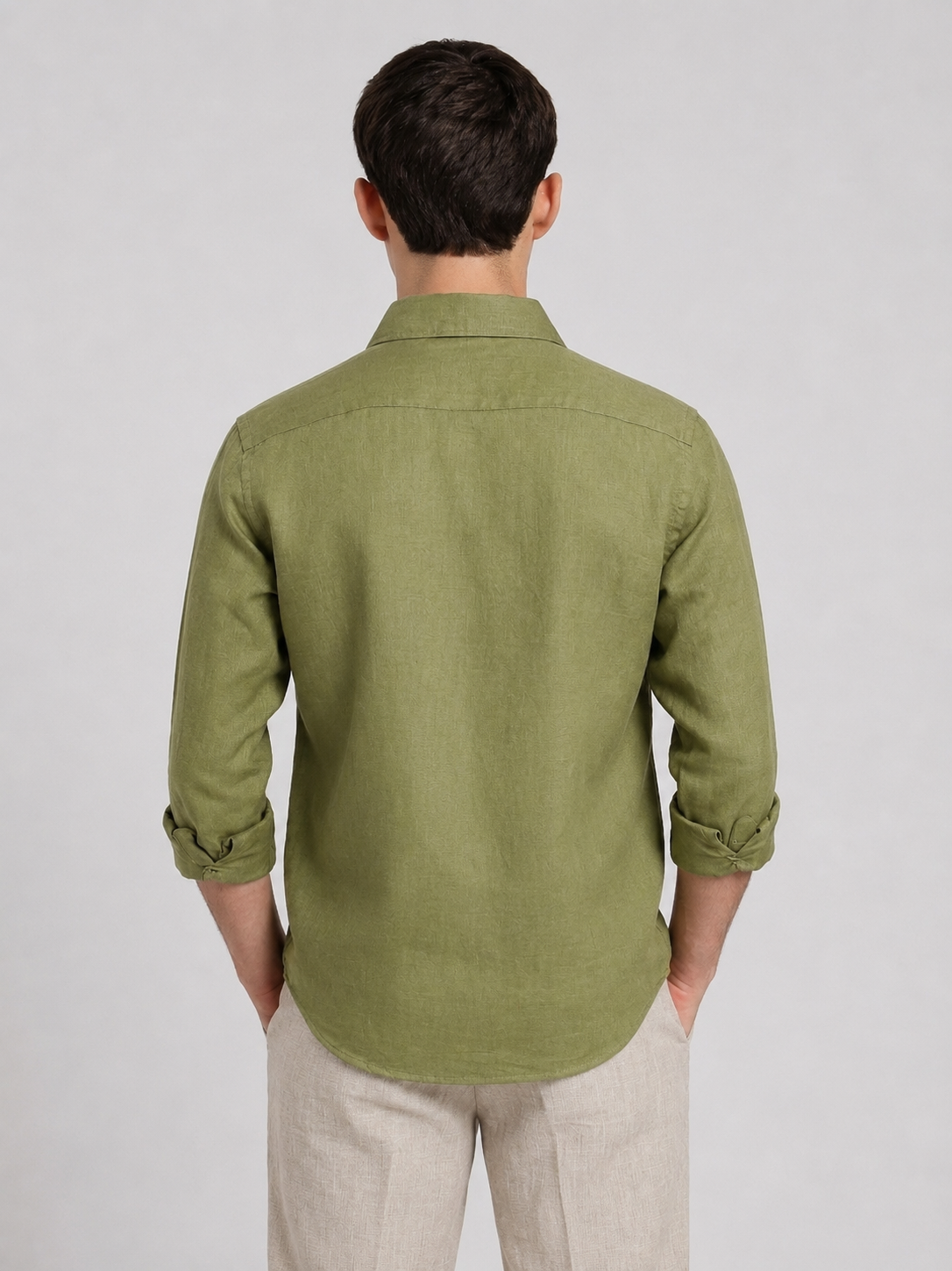 Sage green linen shirt – back view | Duch Clothing