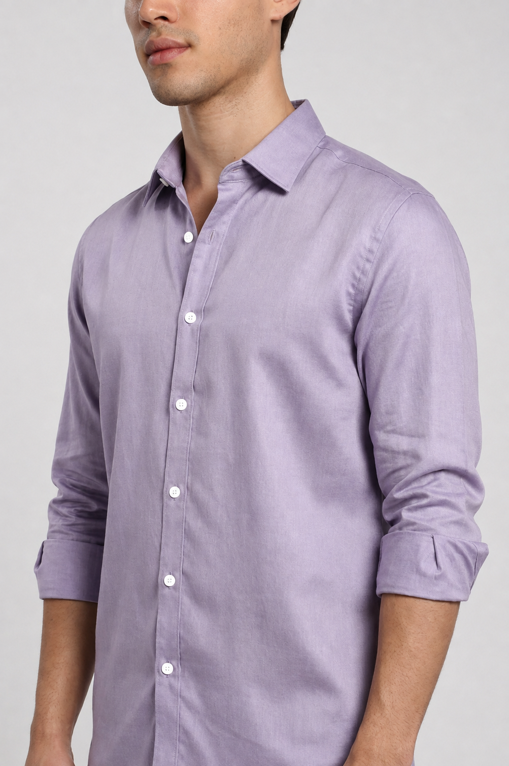 Close-up of lavender linen slim fit shirt | Duch Clothing